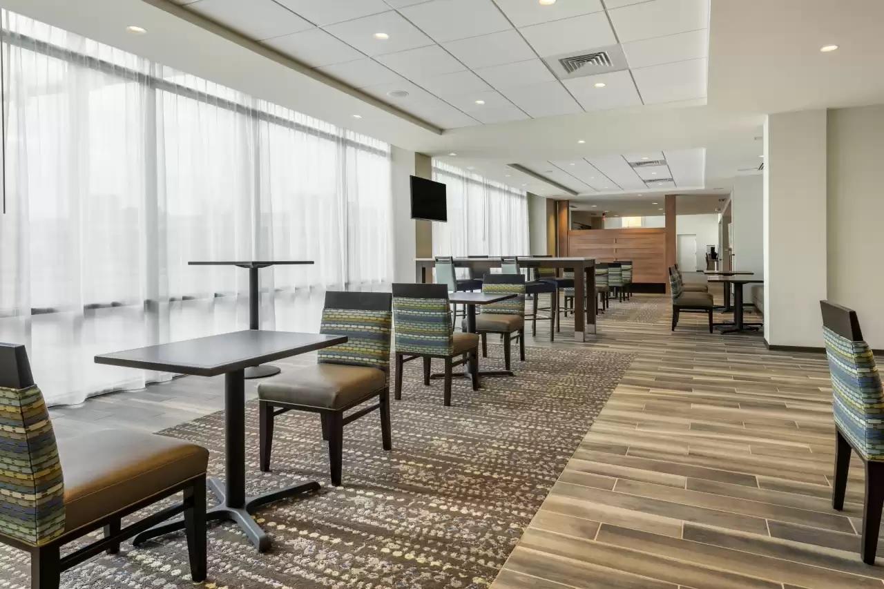 Comfort Inn & Suites Pittsburgh-Northshore Экстерьер фото