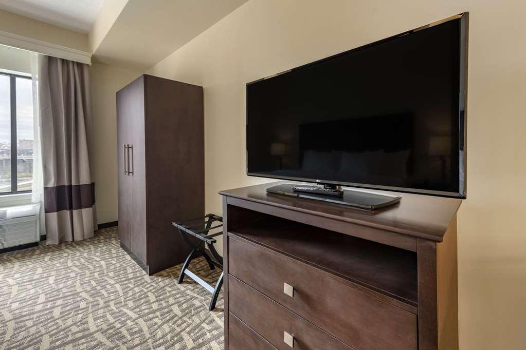 Comfort Inn & Suites Pittsburgh-Northshore Номер фото