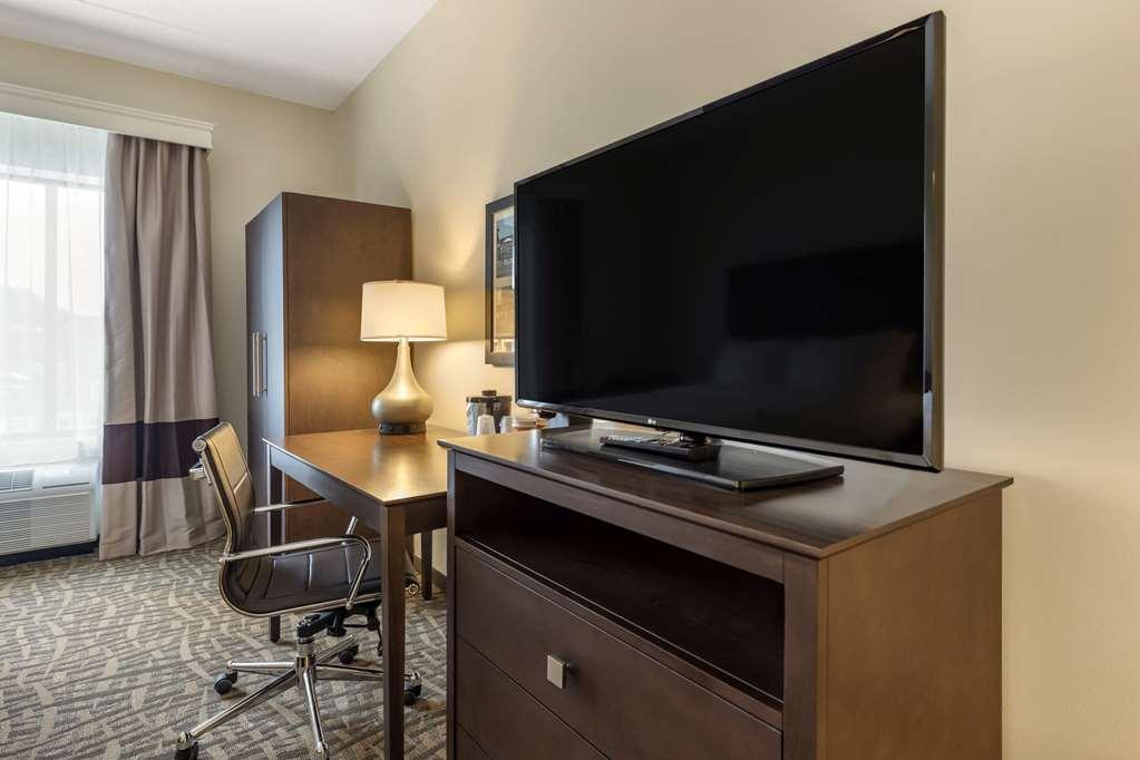 Comfort Inn & Suites Pittsburgh-Northshore Номер фото